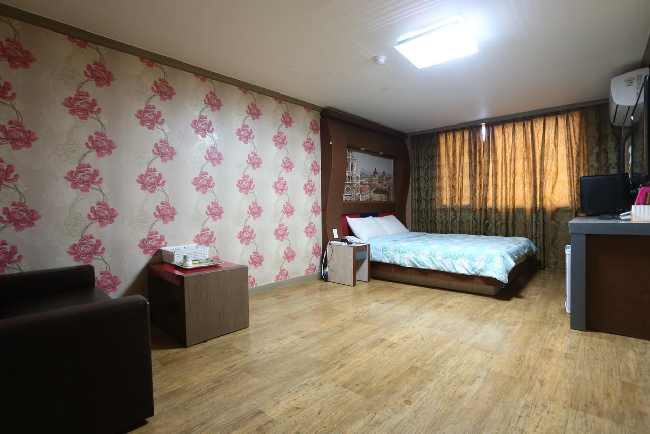 Feel Motel Sokcho Zewnętrze zdjęcie